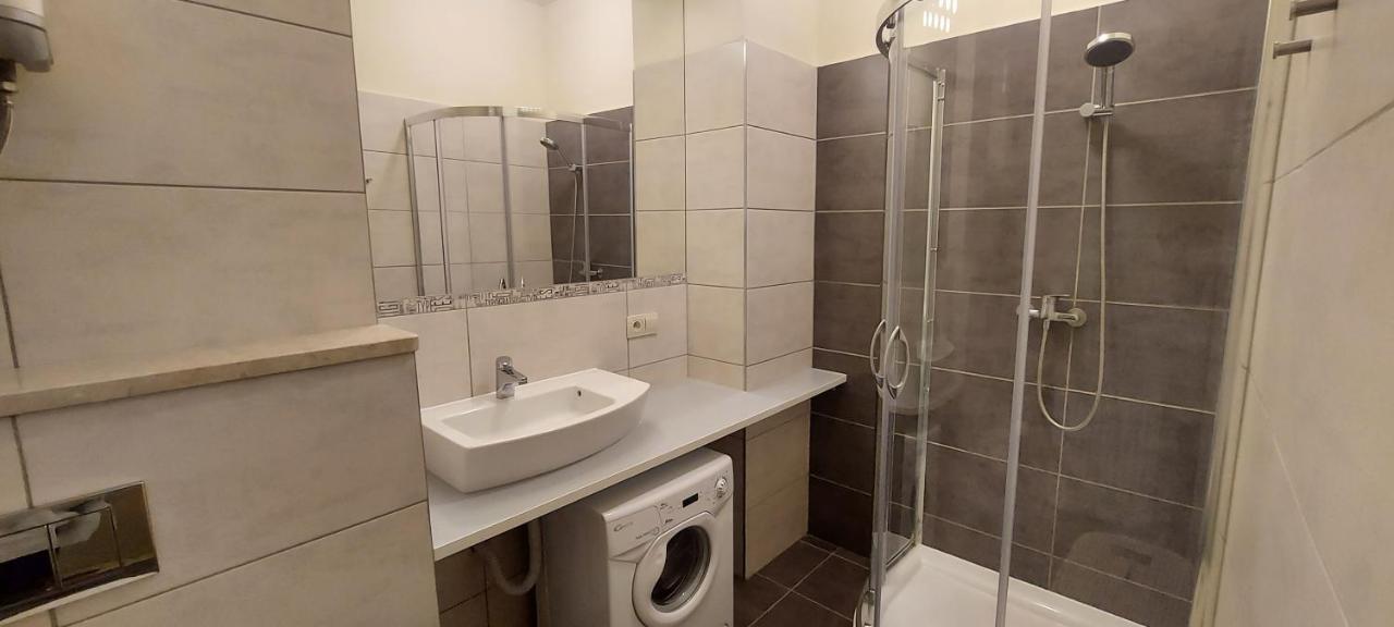 Apartament Zwyciestwa 45 Gliwice Buitenkant foto