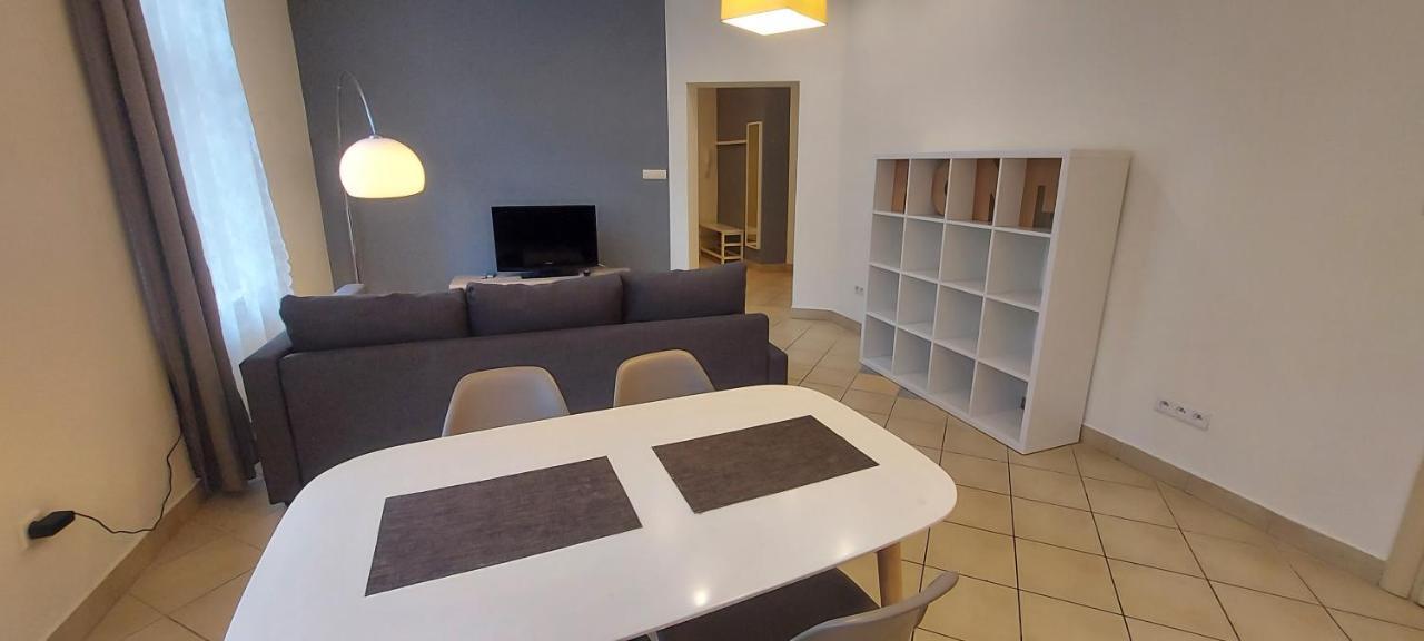 Apartament Zwyciestwa 45 Gliwice Buitenkant foto