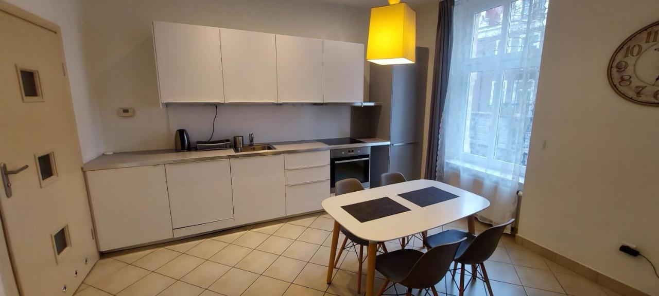 Apartament Zwyciestwa 45 Gliwice Buitenkant foto